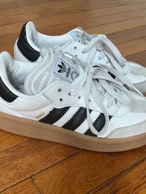 Adidas Samba XLG Kids Size 5.5